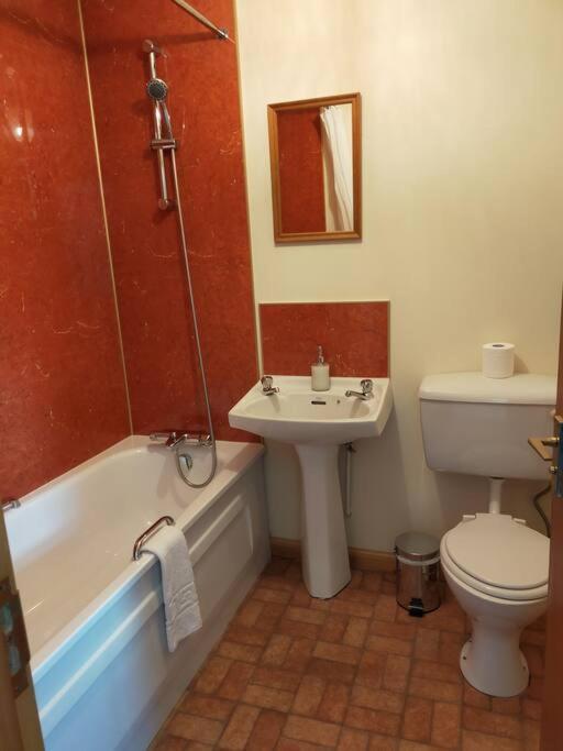 Spacious Sea View Home 5 Miles From Inverness North Kessock Exterior foto