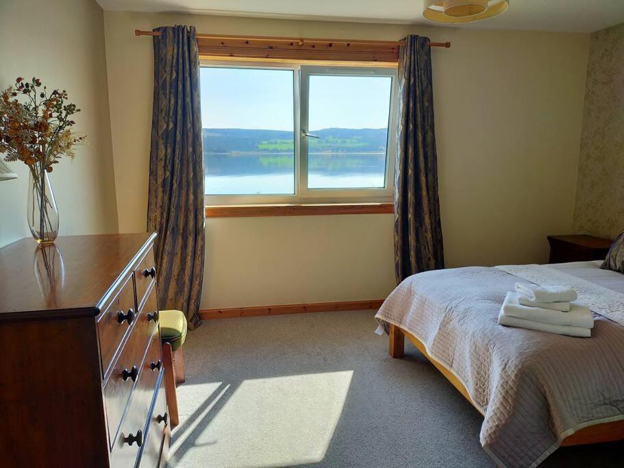 Spacious Sea View Home 5 Miles From Inverness North Kessock Exterior foto